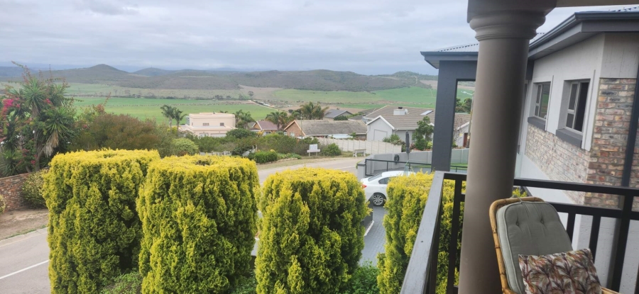 4 Bedroom Property for Sale in Fraaiuitsig Western Cape